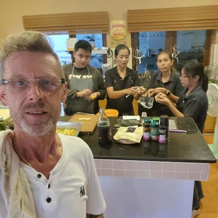 Meyers Hua Hin Hotell Eksteriør bilde