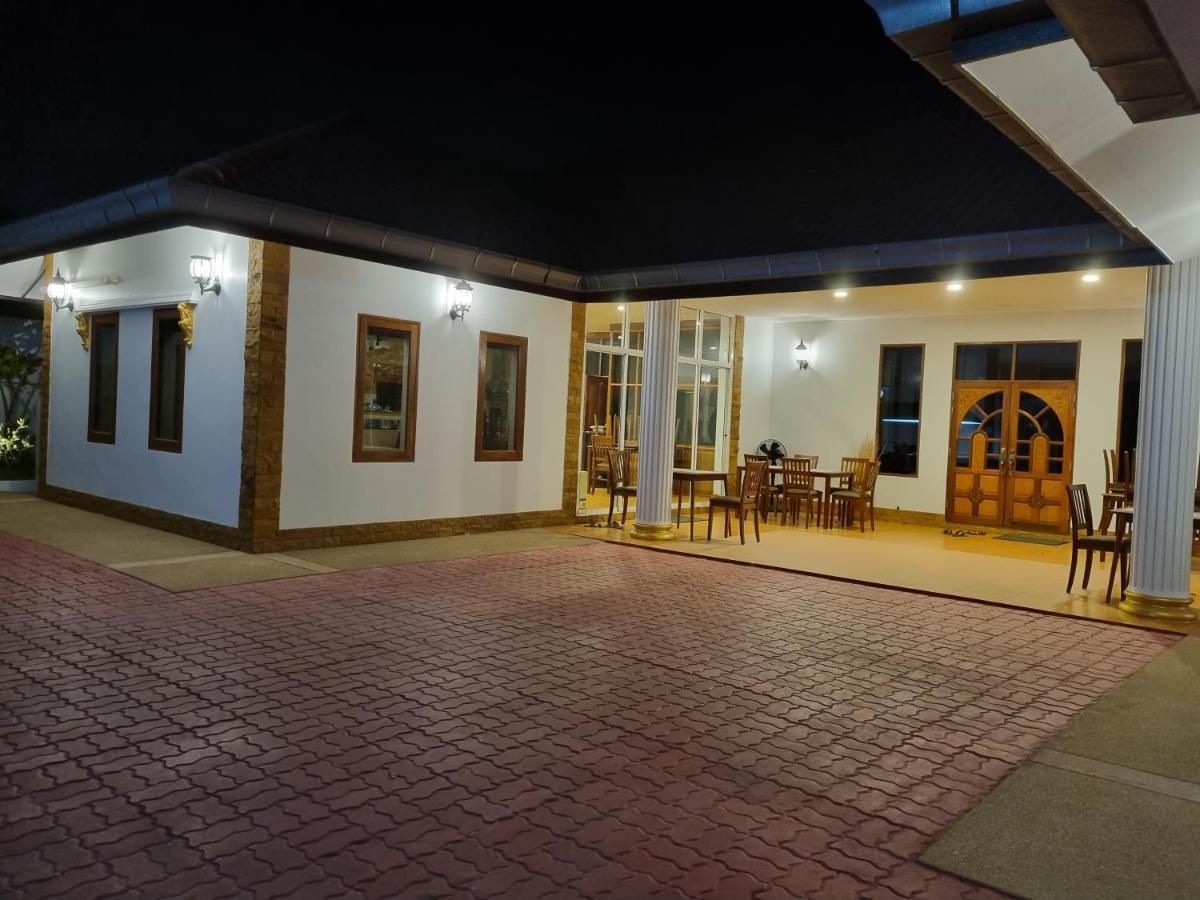 Meyers Hua Hin Hotell Eksteriør bilde